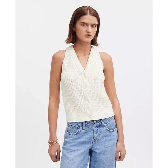 Madewell Sweaters - Madewell Cream Knit Sleeveless Button-Front Sweater Vest
